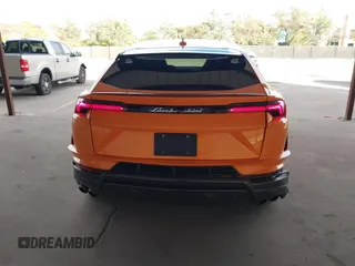 2023 Lamborghini Urus Performante z VIN ZPBUC3ZL6PLA25073, wystawiony jako IAAI lot #41450564 z przebiegiem 13 945 mil mil oraz . Historia ofert i sprzedaży dostępna na DreamBid. Obrazek 17.