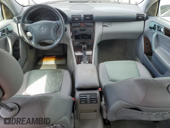 2004 Mercedes-Benz C 320 with VIN WDBRF64J94F458584, listed as a Copart auction lot 71086584 with 112,052 mi miles and Salvage Title. Bid and sale history available at DreamBid. Image 8.