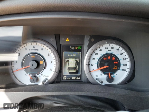 2020 Toyota Sienna SE with VIN 5TDXZ3DC8LS059454, listed as a Copart auction lot 51677934 with 31,414 mi miles and Salvage Title. Bid and sale history available at carsss.com. Image 9.