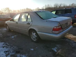 1999 Mercedes-Benz S 320/430/500 z VIN WDBGA33G9XA412054, wystawiony jako Copart lot #42012105 z przebiegiem 151 033 mil mil oraz Czysty tytuł • Clean title. Historia ofert i sprzedaży dostępna na DreamBid. Obrazek 2.