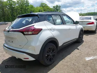 2023 Nissan Kicks SR with VIN 3N1CP5DV8PL567343, listed as a IAAI auction lot 42194015 with 28,369 mi miles and . Bid and sale history available at carsss.com. Image 4.