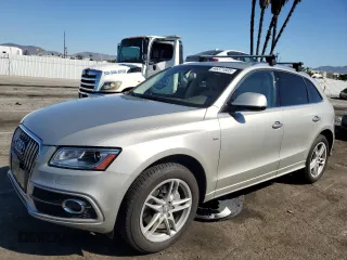 2017 Audi Q5 Prestige with VIN WA1W7AFP6HA044259, listed as a Copart auction lot 46371605 with 33,600 mi miles and Salvage Title. Bid and sale history available at carsss.com. Image 1.