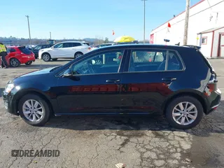 2016 Volkswagen Golf TSI S z VIN 3VW217AU7GM038667, wystawiony jako IAAI lot #41397815 z przebiegiem 52 076 mil mil oraz . Historia ofert i sprzedaży dostępna na DreamBid. Obrazek 14.