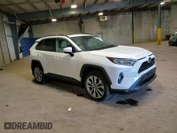 2019 Toyota RAV4 XLE Premium with VIN 2T3A1RFV2KC052271, listed as a Copart auction lot 47288495 with 48,212 mi miles and Salvage Title. Bid and sale history available at carsss.com. Image 14.