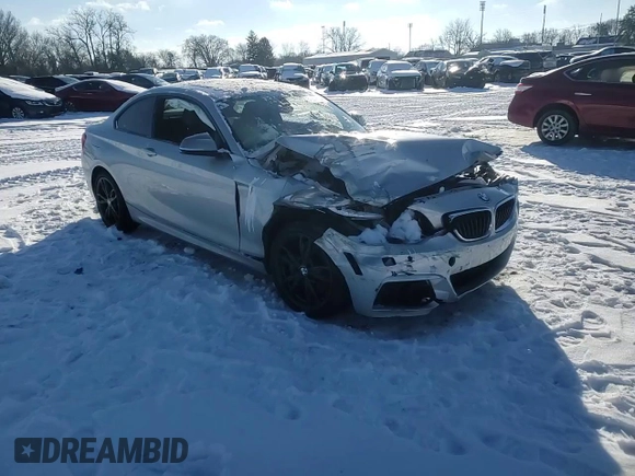 2016 BMW 2 Series M235i xDrive with VIN WBA1J9C50GV372199, listed as a Copart auction lot 87229084 with 0 mi miles and Salvage Title. Bid and sale history available at carsss.com. Image 11.