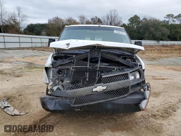 2011 Chevrolet Express Cargo Van with VIN 1GCZGUCG6B1148251, listed as a Copart auction lot 42581275 with Not Provided miles and Salvage Title. Bid and sale history available at carsss.com. Image 5.