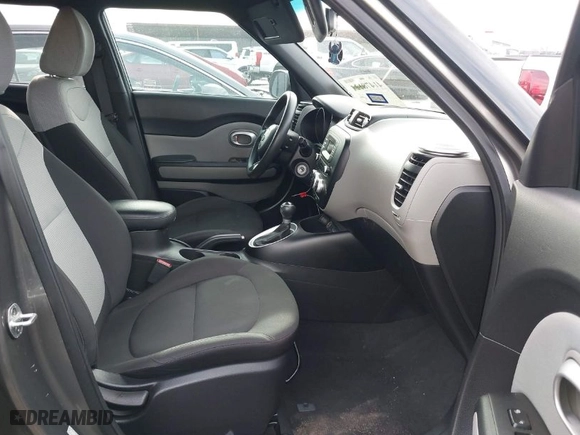 2016 Kia Soul with VIN KNDJN2A25G7290884, listed as a IAAI auction lot 41478121 with NaN miles. Bid and sale history available at carsss.com. Image 5.
