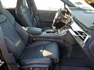 2021 Audi SQ7 Prestige z VIN WA1VWBF73MD036195, wystawiony jako Copart lot #63855222 z przebiegiem 15 461 mil mil oraz . Historia ofert i sprzedaży dostępna na DreamBid. Obrazek 5.