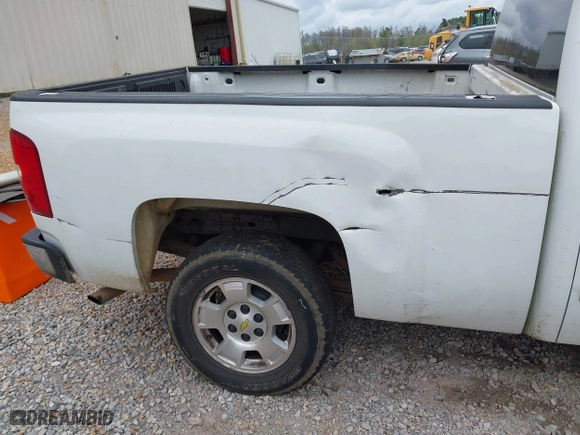 2012 Chevrolet Silverado 1500 LT with VIN 1GCRCSE01CZ180933, listed as a IAAI auction lot 41784055 with 235,310 mi miles. Bid and sale history available at carsss.com. Image 19.