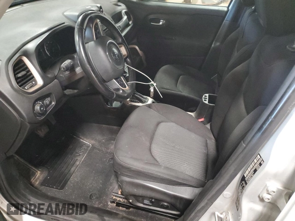2016 Jeep Renegade Latitude with VIN ZACCJBBT9GPD70705, listed as a Copart auction lot 53344845 with 195,588 mi miles and Clean Title. Bid and sale history available at carsss.com. Image 7.