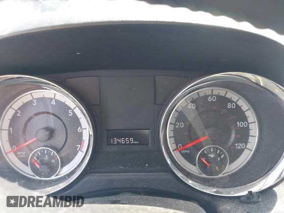 2017 Dodge Grand Caravan SE z VIN 2C4RDGBG1HR725915, wystawiony jako IAAI lot #42070982 z przebiegiem 134 659 mil mil oraz . Historia ofert i sprzedaży dostępna na DreamBid. Obrazek 7.