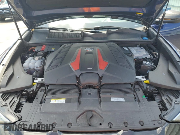 2022 Audi RS Q8 z VIN WU1ARBF19ND008770, wystawiony jako Copart lot #55914865 z przebiegiem 16 393 mil mil oraz Szkoda całkowita • Salvage title. Historia ofert i sprzedaży dostępna na DreamBid. Obrazek 12.