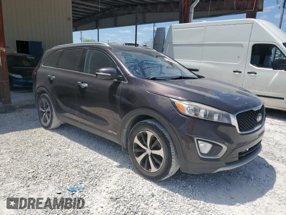 2017 Kia Sorento EX with VIN 5XYPHDA5XHG302099, listed as a Copart auction lot 52863305 with 183,836 mi miles and Clean Title. Bid and sale history available at DreamBid. Image 4.