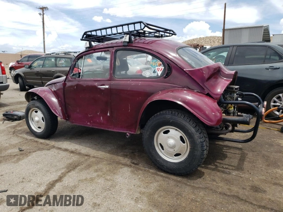 1971 Volkswagen Beetle with VIN 1112101750, listed as a Copart auction lot 54676293 with 850,328 mi miles and Salvage Title. Bid and sale history available at DreamBid. Image 2.