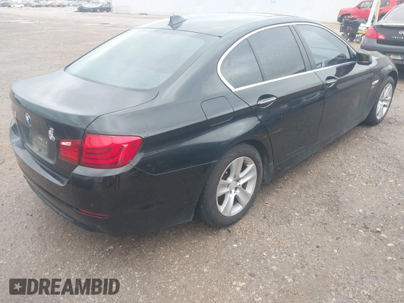 2012 BMW 5 Series 528i xDrive with VIN WBAXH5C56CDW04061, listed as a IAAI auction lot 42208237 with 382,835 mi miles and . Bid and sale history available at DreamBid. Image 4.