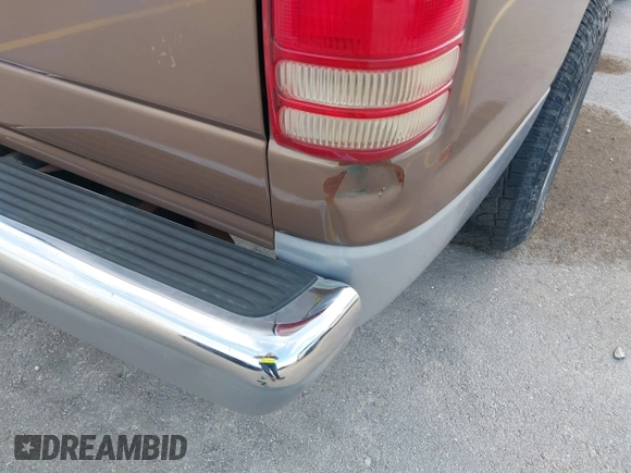 2000 Dodge Dakota Sport с VIN 1B7GL2AZ8YS716918, выставлен на аукционе IAAI как лот 42467015 с пробегом 149 961 миль миль и . История ставок и продаж доступна на DreamBid. Изображение 12.