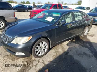 2008 Lexus LS LWB with VIN JTHGL46F885028568, listed as a IAAI auction lot 41615838 with 225,793 mi miles. Bid and sale history available at carsss.com. Image 2.