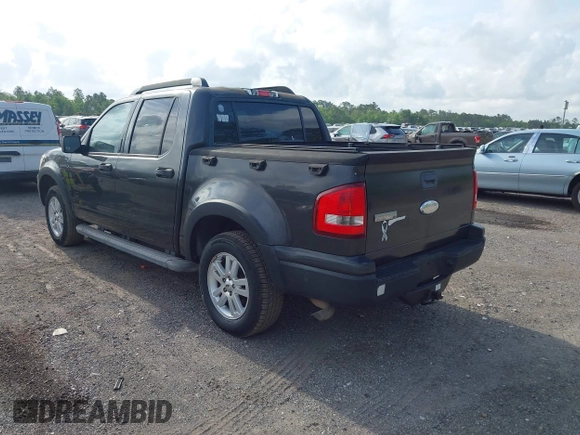2007 Ford Explorer Sport Trac XLT with VIN 1FMEU31K27UB31618, listed as a IAAI auction lot 42104195 with 110,889 mi miles. Bid and sale history available at carsss.com. Image 3.