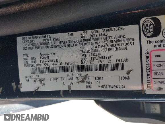 2011 Ford Fiesta SE with VIN 3FADP4BJ9BM170681, listed as a IAAI auction lot 41418263 with 193,531 mi miles. Bid and sale history available at carsss.com. Image 9.
