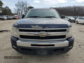 2010 Chevrolet Silverado 1500 LT with VIN 3GCRKSE34AG262083, listed as a Copart auction lot 49013885 with 256,185 mi miles and Clean Title. Bid and sale history available at DreamBid. Image 5.
