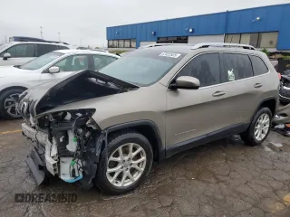 2017 Jeep Cherokee Latitude with VIN 1C4PJLCS6HW640751, listed as a Copart auction lot 57822525 with 115,216 mi miles and Clean title. Bid and sale history available at DreamBid. Image 1.
