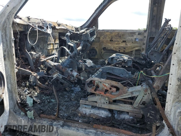 2007 GMC Sierra 3500 SRW Work Trk z VIN 1GTHK33D57F124981, wystawiony jako Copart lot #55975605 z przebiegiem Nie podano mil oraz Nie do naprawy • Non repairable. Historia ofert i sprzedaży dostępna na DreamBid. Obrazek 7.