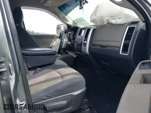 2009 Dodge 1500 Sport with VIN 1D3HB13T49J509564, listed as a IAAI auction lot 40218170 with Not Provided miles. Bid and sale history available at carsss.com. Image 5.