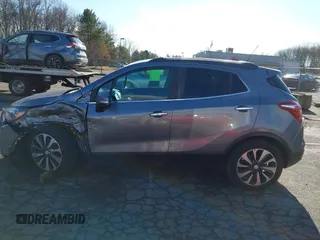 2019 Buick Encore Essence with VIN KL4CJGSM7KB927386, listed as a IAAI auction lot 40979134 with 77,784 mi miles. Bid and sale history available at carsss.com. Image 14.