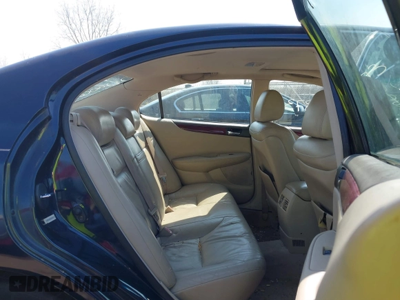 2002 Lexus ES 300 with VIN JTHBF30G620086129, listed as a IAAI auction lot 41785373 with 170,043 mi miles and . Bid and sale history available at carsss.com. Image 8.