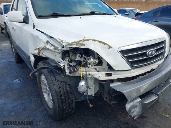 2007 Kia Sorento EX with VIN KNDJC736075701123, listed as a IAAI auction lot 41523321 with 126,003 mi miles. Bid and sale history available at carsss.com. Image 6.