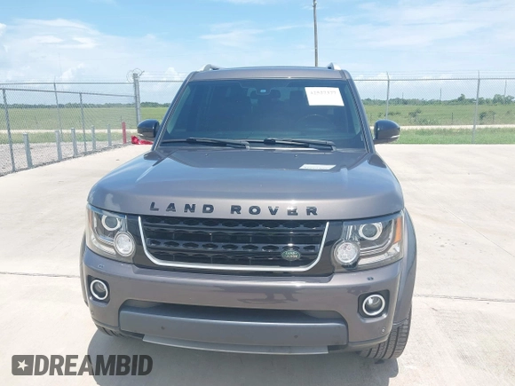 2016 Land Rover LR4 HSE Lux with VIN SALAK2V69GA833946, listed as a IAAI auction lot 42527377 with 80,195 mi miles and . Bid and sale history available at DreamBid. Image 6.
