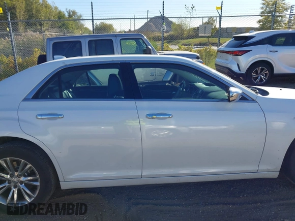 2016 Chrysler 300 with VIN 2C3CCAEG8GH198031, listed as a IAAI auction lot 40481170 with 118,874 mi miles. Bid and sale history available at carsss.com. Image 13.