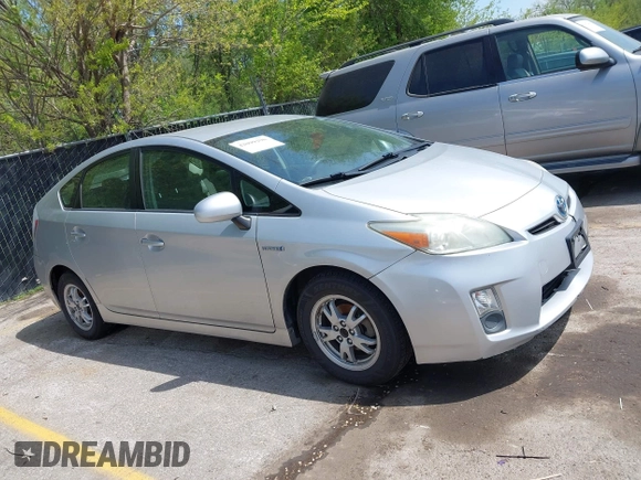 2011 Toyota Prius I with VIN JTDKN3DU7B5304554, listed as a IAAI auction lot 42099196 with 198,068 mi miles. Bid and sale history available at carsss.com. Image 13.
