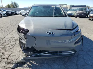 2023 Hyundai Kona SEL with VIN KM8K33AG6PU178829, listed as a Copart auction lot 49556565 with 9,071 mi miles and Salvage Title. Bid and sale history available at carsss.com. Image 5.