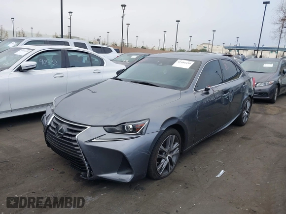 2020 Lexus IS 300 z VIN JTHDA1D24L5107168, wystawiony jako IAAI lot #41101439 z przebiegiem 76 240 mil mil oraz . Historia ofert i sprzedaży dostępna na DreamBid. Obrazek 6.
