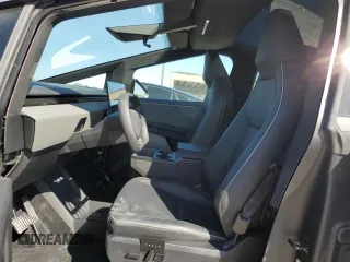 2024 Tesla Cybertruck with VIN 7G2CEHEDXRA051815, listed as a Copart auction lot 45300515 with 6,443 mi miles and Salvage Title. Bid and sale history available at carsss.com. Image 7.