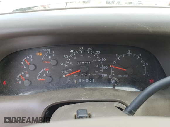 2000 Ford Super Duty F-250 XL with VIN 1FTNW21S4YEC53921, listed as a Copart auction lot 43639375 with 259,713 mi miles and Clean Title. Bid and sale history available at carsss.com. Image 9.