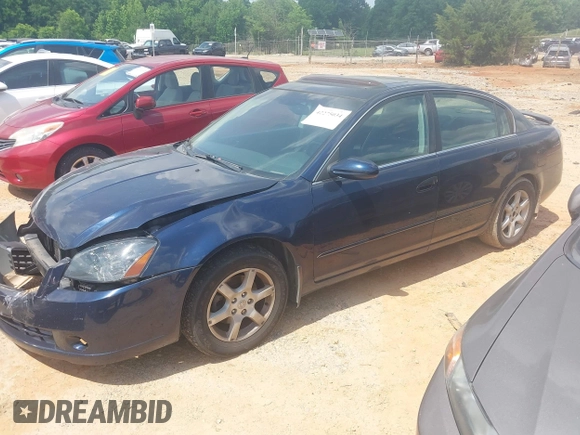 2006 Nissan Altima SE with VIN 1N4BL11D86N365762, listed as a IAAI auction lot 42275034 with 212,759 mi miles and . Bid and sale history available at DreamBid. Image 2.