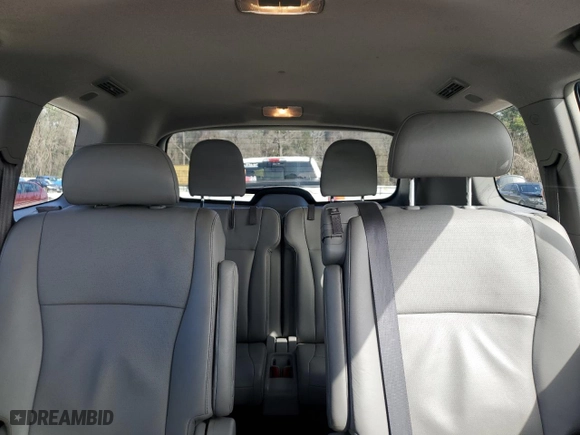 2011 Toyota Highlander Limited with VIN 5TDYK3EH8BS031350, listed as a Copart auction lot 46790185 with 181,032 mi miles and Salvage Title. Bid and sale history available at carsss.com. Image 10.
