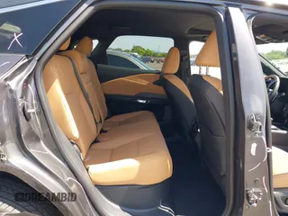 2024 Lexus RX 350 с VIN 2T2BAMCA9RC075313, выставлен на аукционе IAAI как лот 42152203 с пробегом 2 336 миль миль и . История ставок и продаж доступна на DreamBid. Изображение 8.