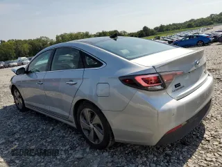 2017 Hyundai Sonata Hybrid Limited with VIN KMHE34L1XHA054805, listed as a Copart auction lot 63277533 with 117,229 mi miles. Bid and sale history available at carsss.com. Image 2.