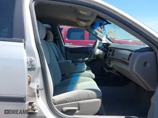 2004 Chevrolet Impala with VIN 2G1WF52E449175581, listed as a IAAI auction lot 42082487 with 249,297 mi miles. Bid and sale history available at carsss.com. Image 5.
