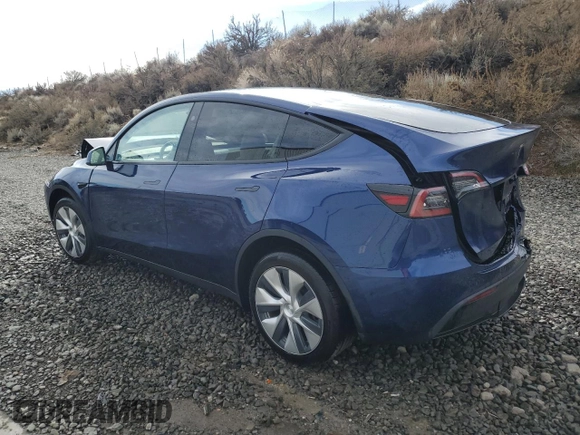 2024 Tesla Model Y Long Range с VIN 7SAYGDEE5RF983771, выставлен на аукционе Copart как лот 86153274 с пробегом 4 105 миль миль и Списание • Salvage title. История ставок и продаж доступна на DreamBid. Изображение 2.