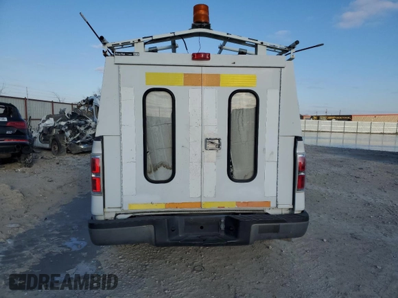 2010 Ford F-150 XL с VIN 1FTMF1CW6AKB11065, выставлен на аукционе Copart как лот 43140695 с пробегом 109 556 миль миль и Чистый • Clean title. История ставок и продаж доступна на DreamBid. Изображение 6.