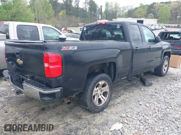 2015 Chevrolet Silverado 1500 LT with VIN 1GCVKREC3FZ170154, listed as a IAAI auction lot 41940479 with 200,965 mi miles. Bid and sale history available at carsss.com. Image 4.