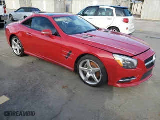 2013 Mercedes-Benz SL-Class SL 550 with VIN WDDJK7DA5DF019307, listed as a Copart auction lot 73842824 with 0 mi miles and Non Repairable. Bid and sale history available at carsss.com. Image 4.