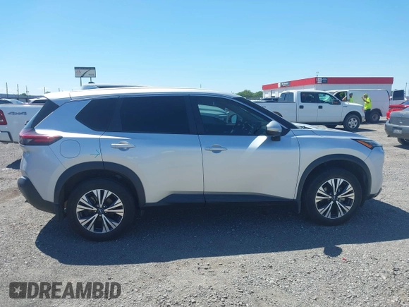 2022 Nissan Rogue SV with VIN 5N1BT3BB8NC674415, listed as a IAAI auction lot 42039611 with 68,146 mi miles. Bid and sale history available at carsss.com. Image 13.