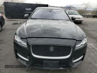 2016 Jaguar XF 35t R-Sport with VIN SAJBF4BV3GCY13382, listed as a Copart auction lot 47704375 with 0 mi miles and Clean Title. Bid and sale history available at carsss.com. Image 5.