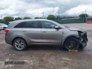 2017 Kia Sorento SXL z VIN 5XYPK4A59HG253995, wystawiony jako IAAI lot #42367134 z przebiegiem 118 084 mil mil oraz . Historia ofert i sprzedaży dostępna na DreamBid. Obrazek 14.