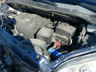 2017 Toyota Sienna XLE Auto Access Seat z VIN 5TDYZ3DCXHS792973, wystawiony jako IAAI lot #41586449 z przebiegiem 113 125 mil mil oraz . Historia ofert i sprzedaży dostępna na DreamBid. Obrazek 20.